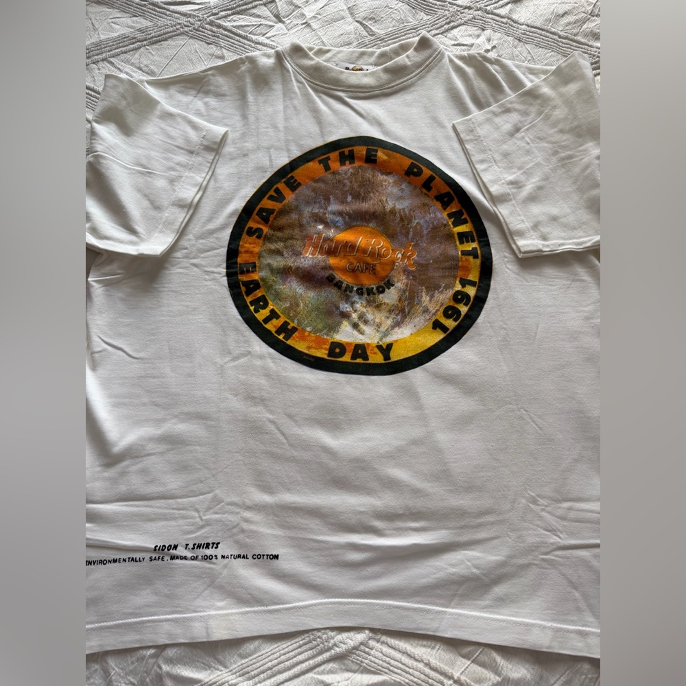 Vintage 1991 Hard Rock Cafe Bangkok Thailand Graphic Tee